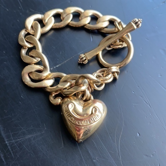 NWOT gold Juicy Couture weighted heart clasp &chain bracelet, pristine condition - Picture 2 of 2